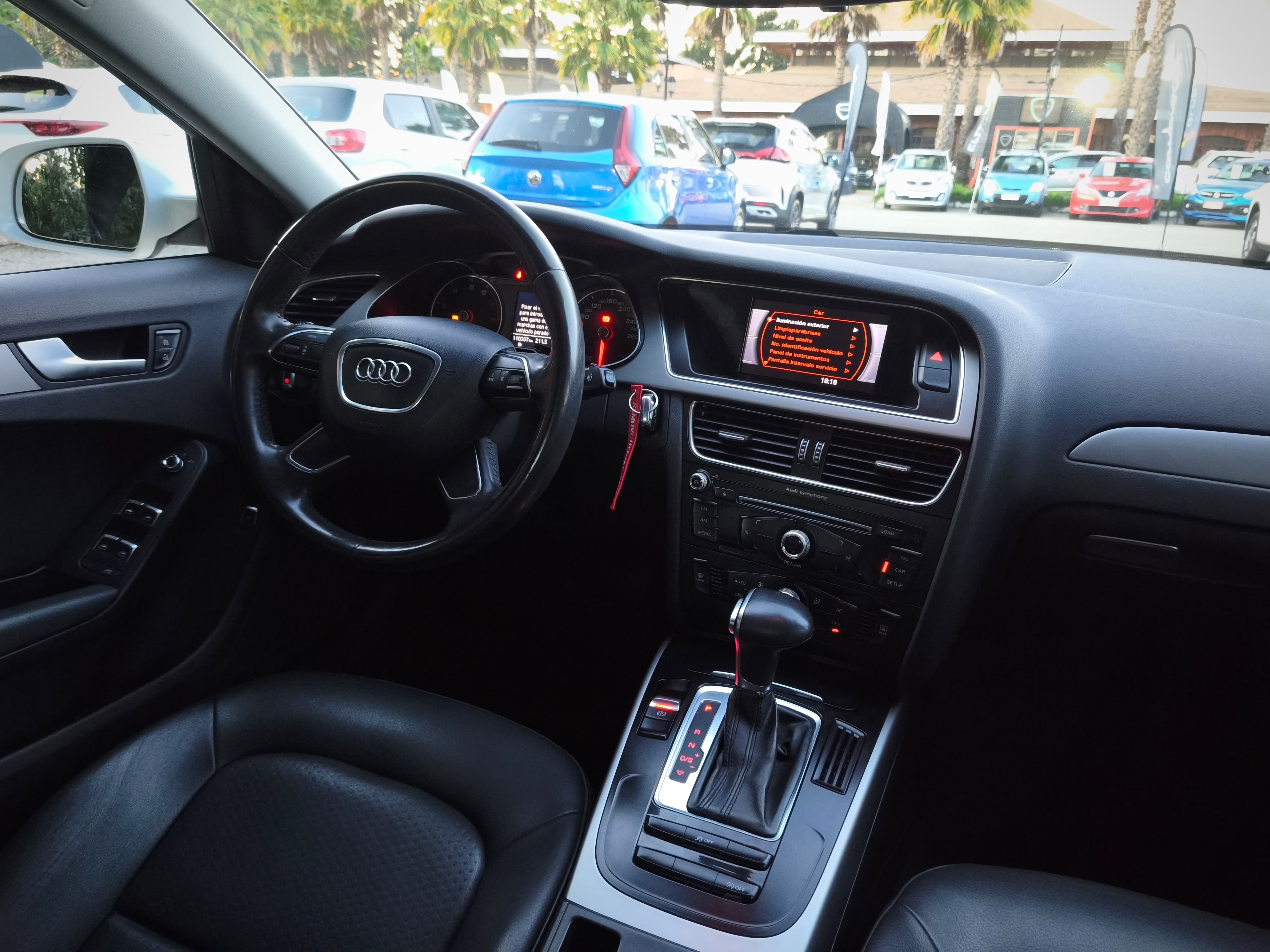 Audi A4 — foto 14 de 16