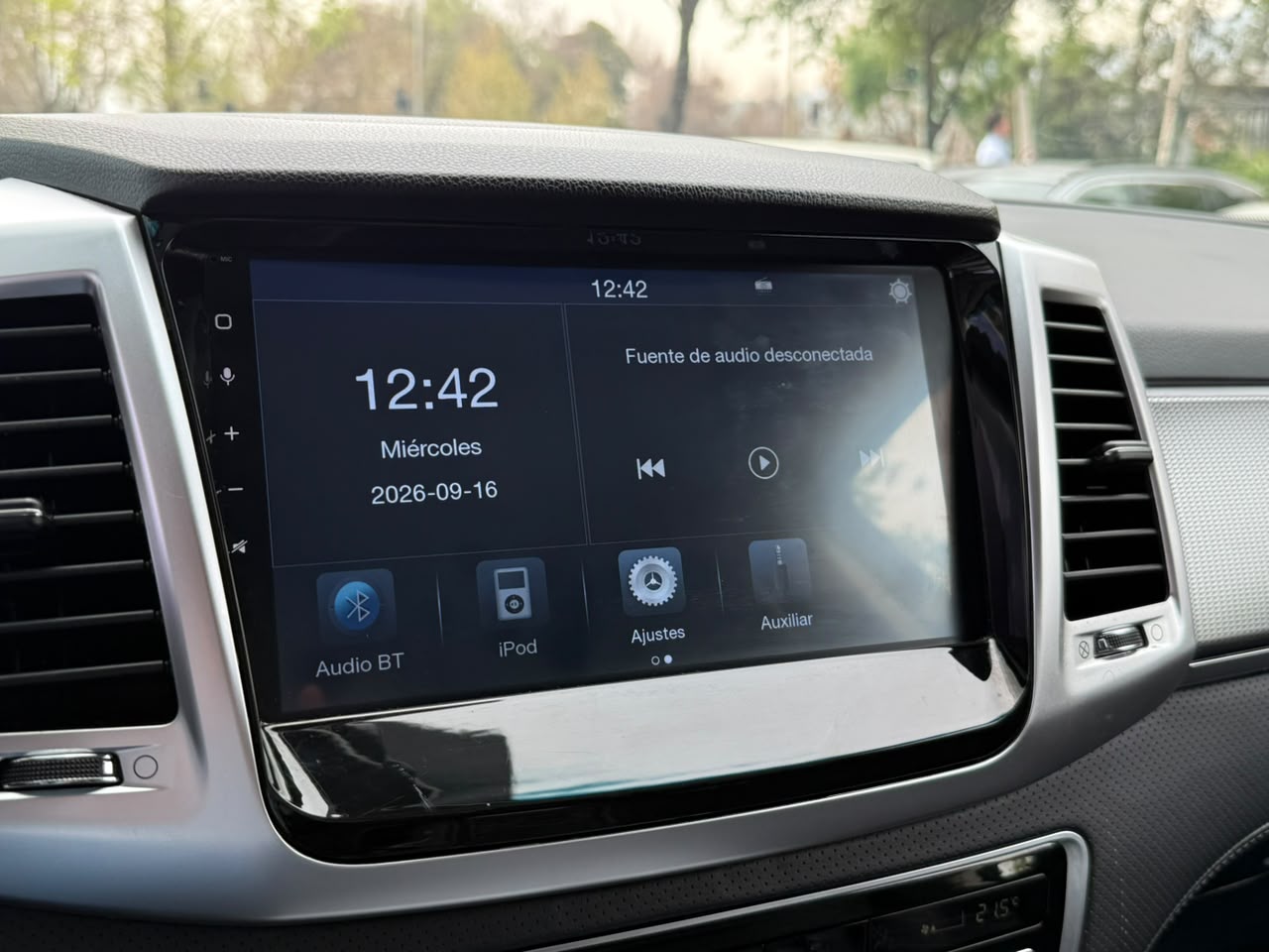 SsangYong Rexton New — foto 14 de 20