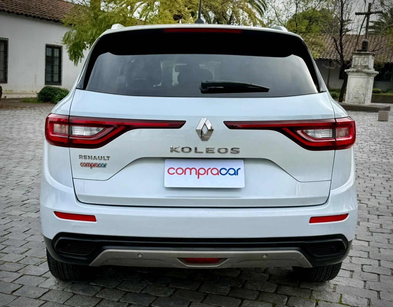 Renault Koleos — foto 9 de 18
