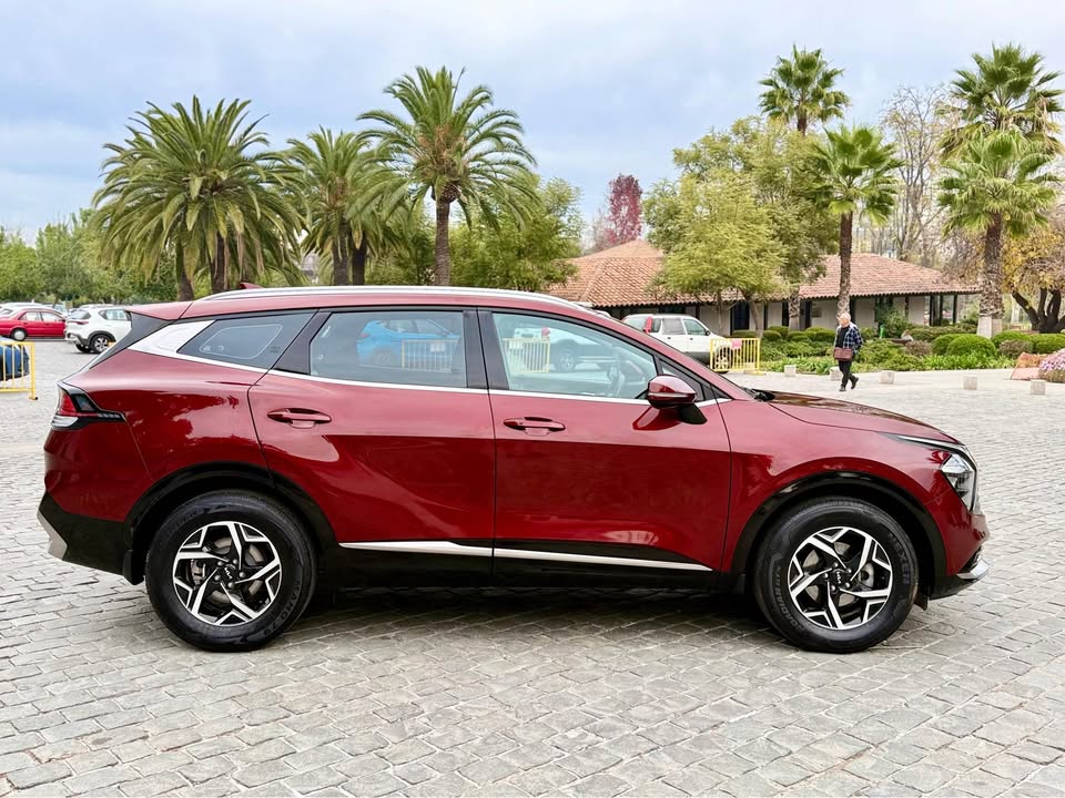 KIA Sportage — foto 6 de 19
