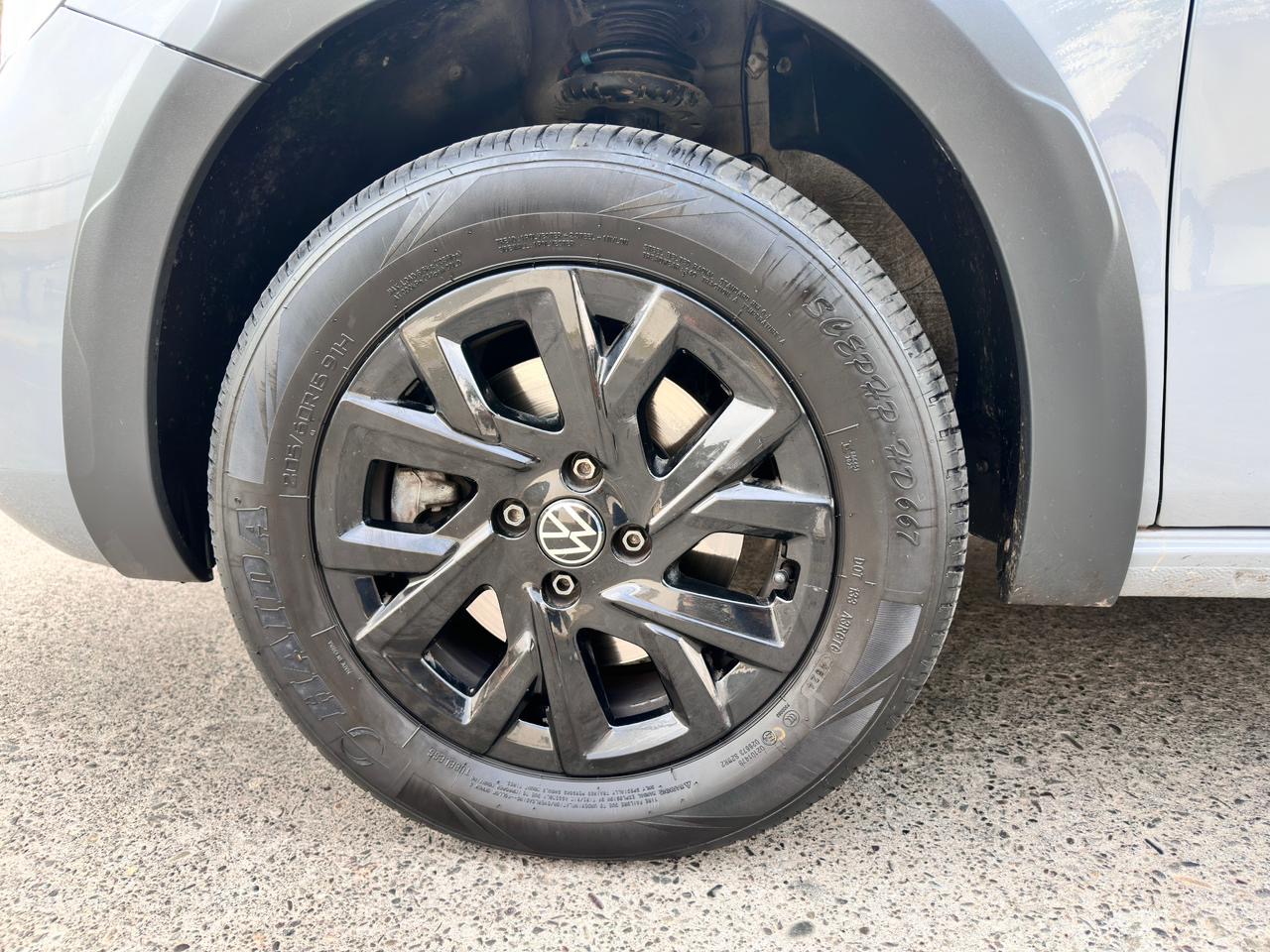Volkswagen Saveiro — foto 10 de 19