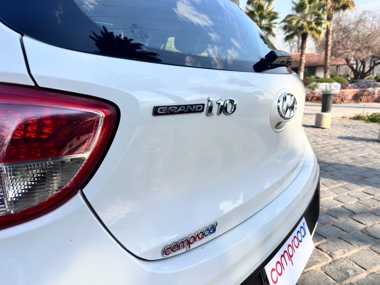 Hyundai Grand I-10 — foto 9 de 14