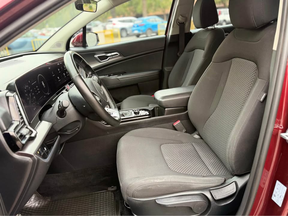 KIA Sportage — foto 17 de 19