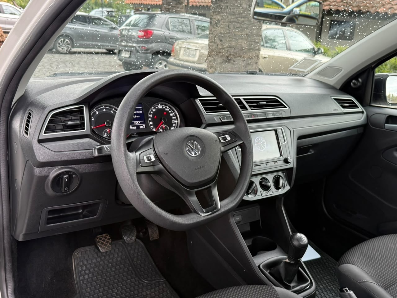 Volkswagen Saveiro — foto 14 de 17