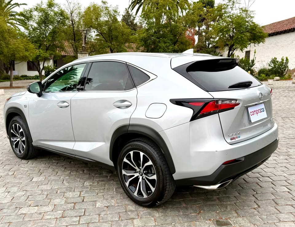 Lexus Nx200 — foto 4 de 20