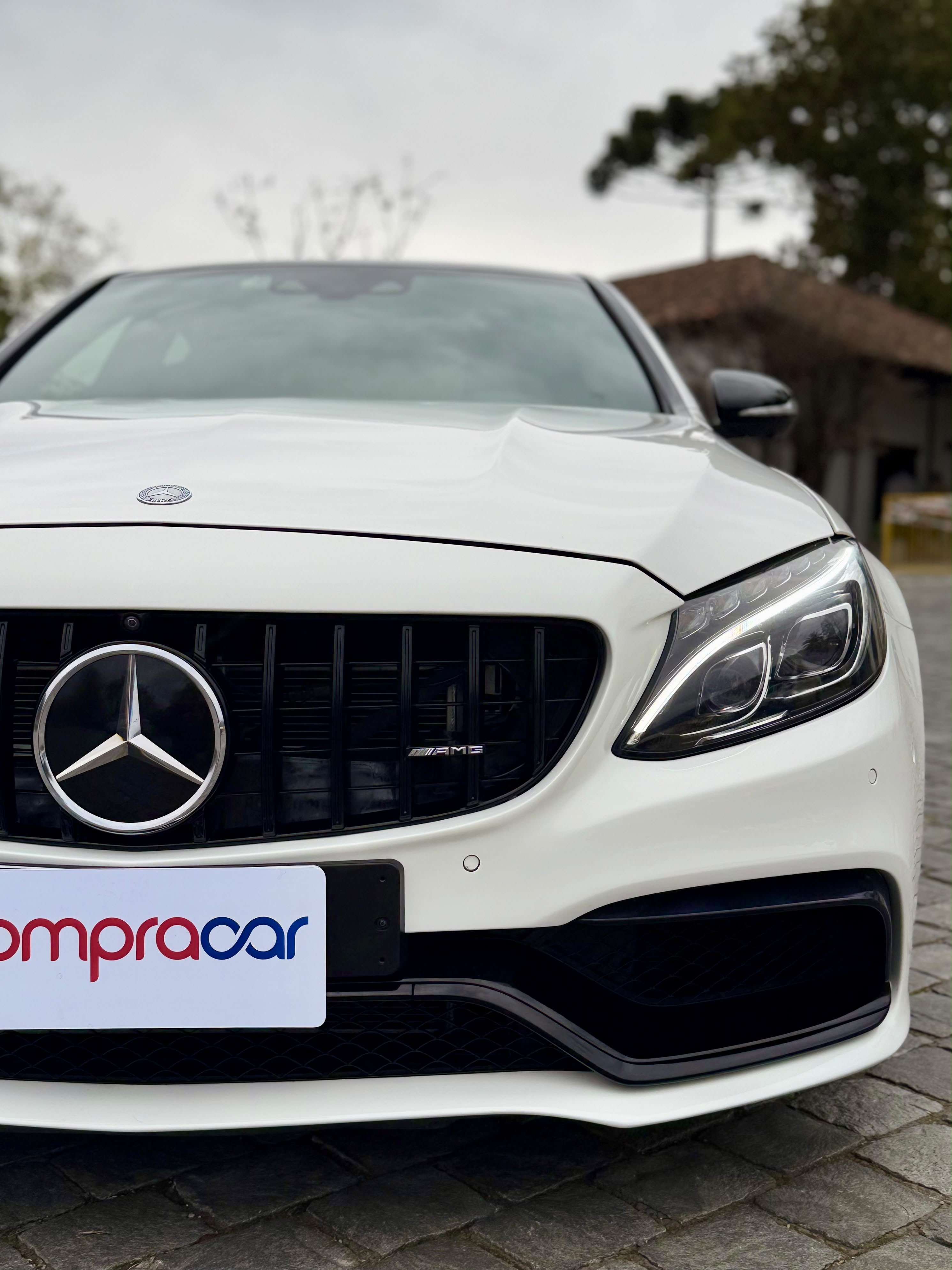 Mercedes-Benz C63 S — foto 9 de 20