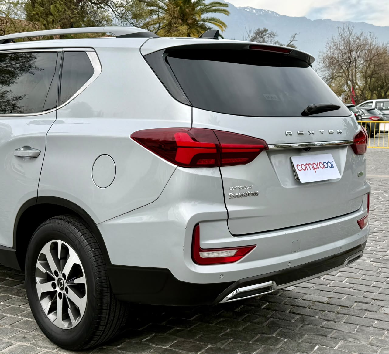 SsangYong Rexton New — foto 5 de 20