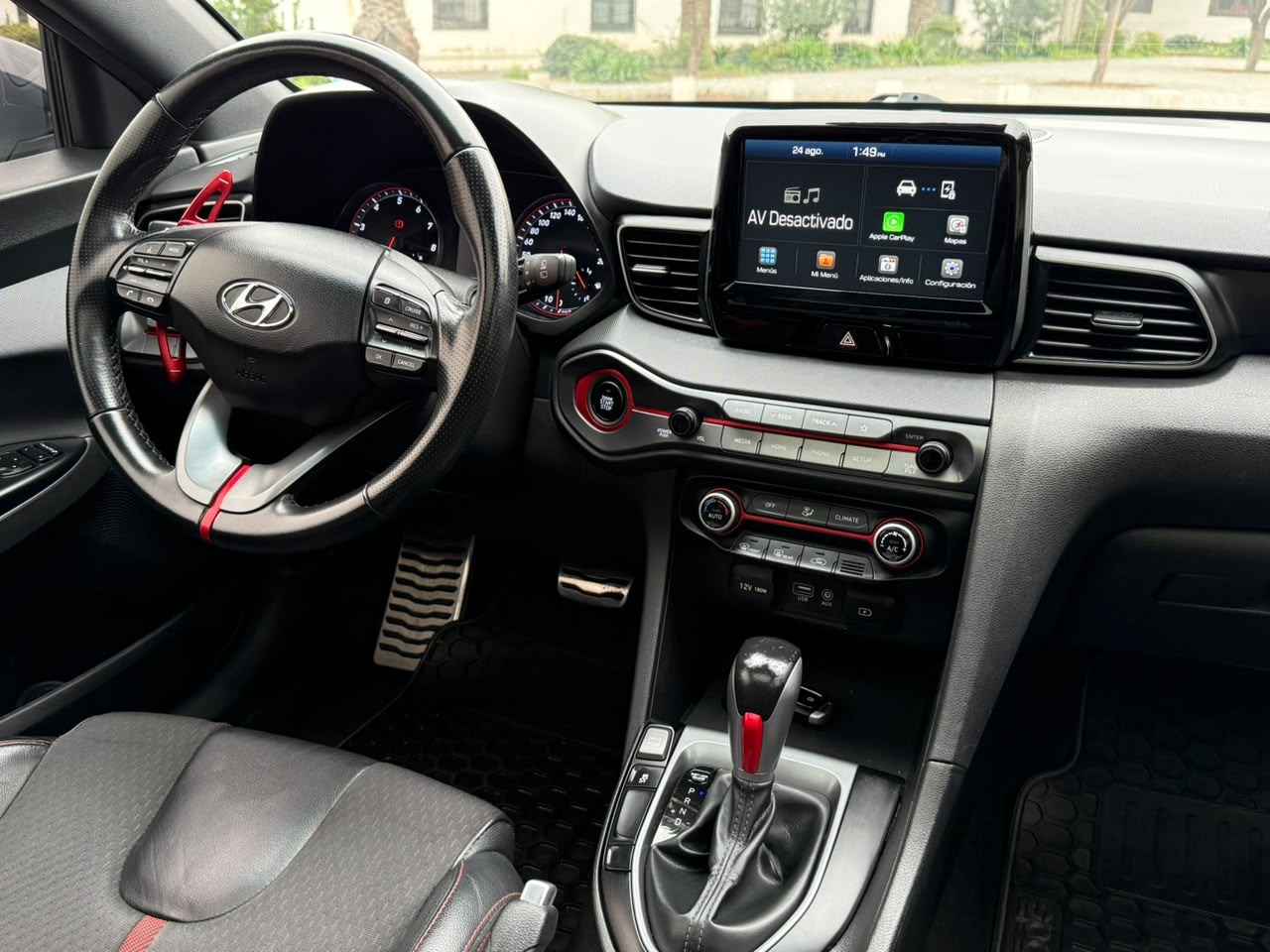 Hyundai Veloster — foto 17 de 21