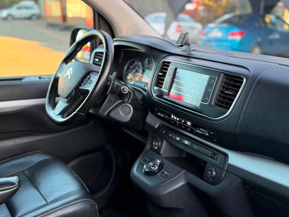 Citroën Spacetourer — foto 15 de 20