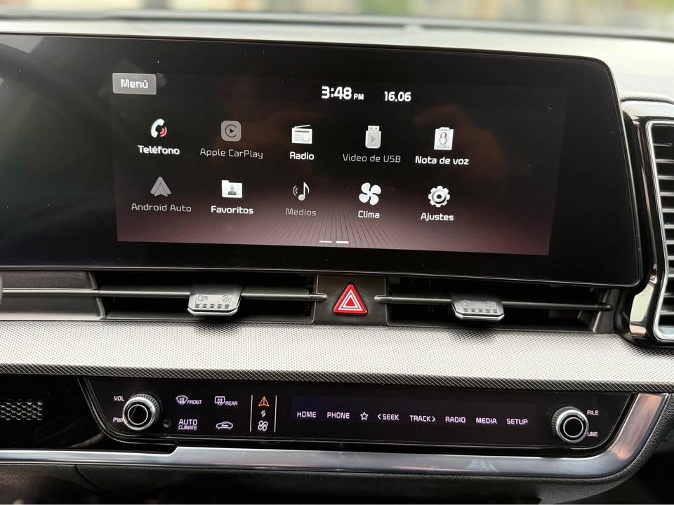 KIA Sportage — foto 12 de 19