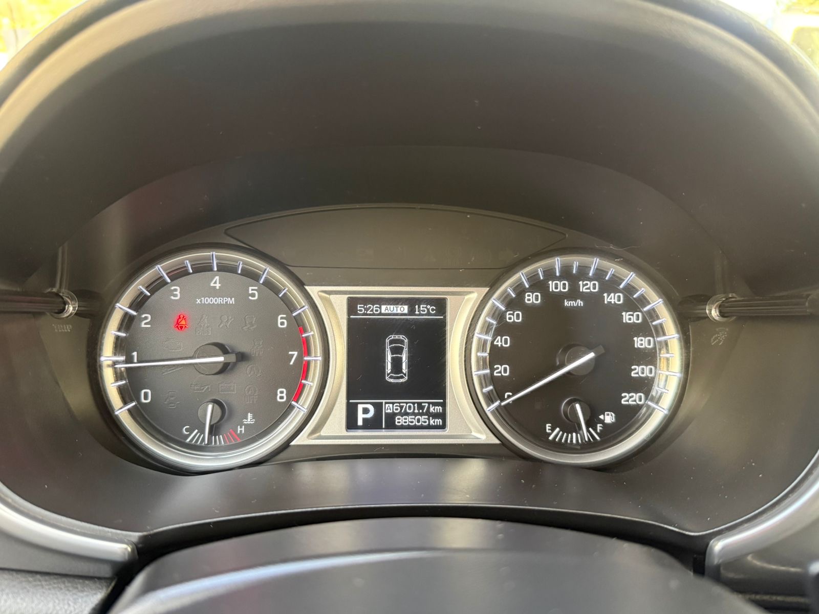 Suzuki Vitara — foto 14 de 24