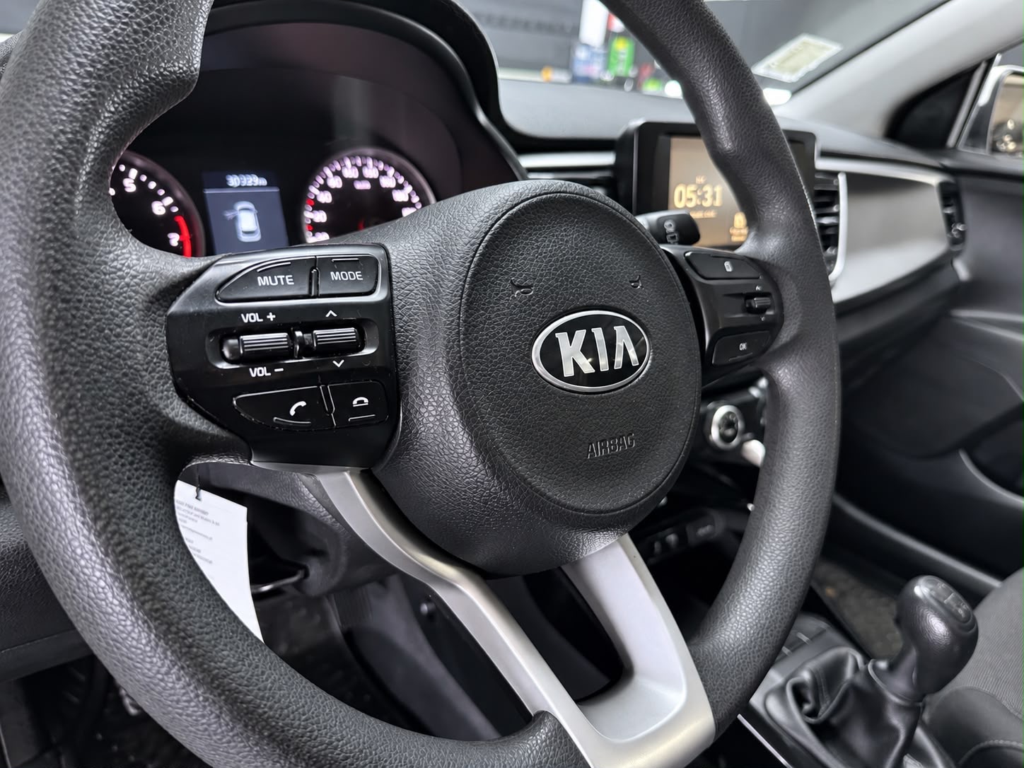 KIA Rio5 — foto 17 de 17