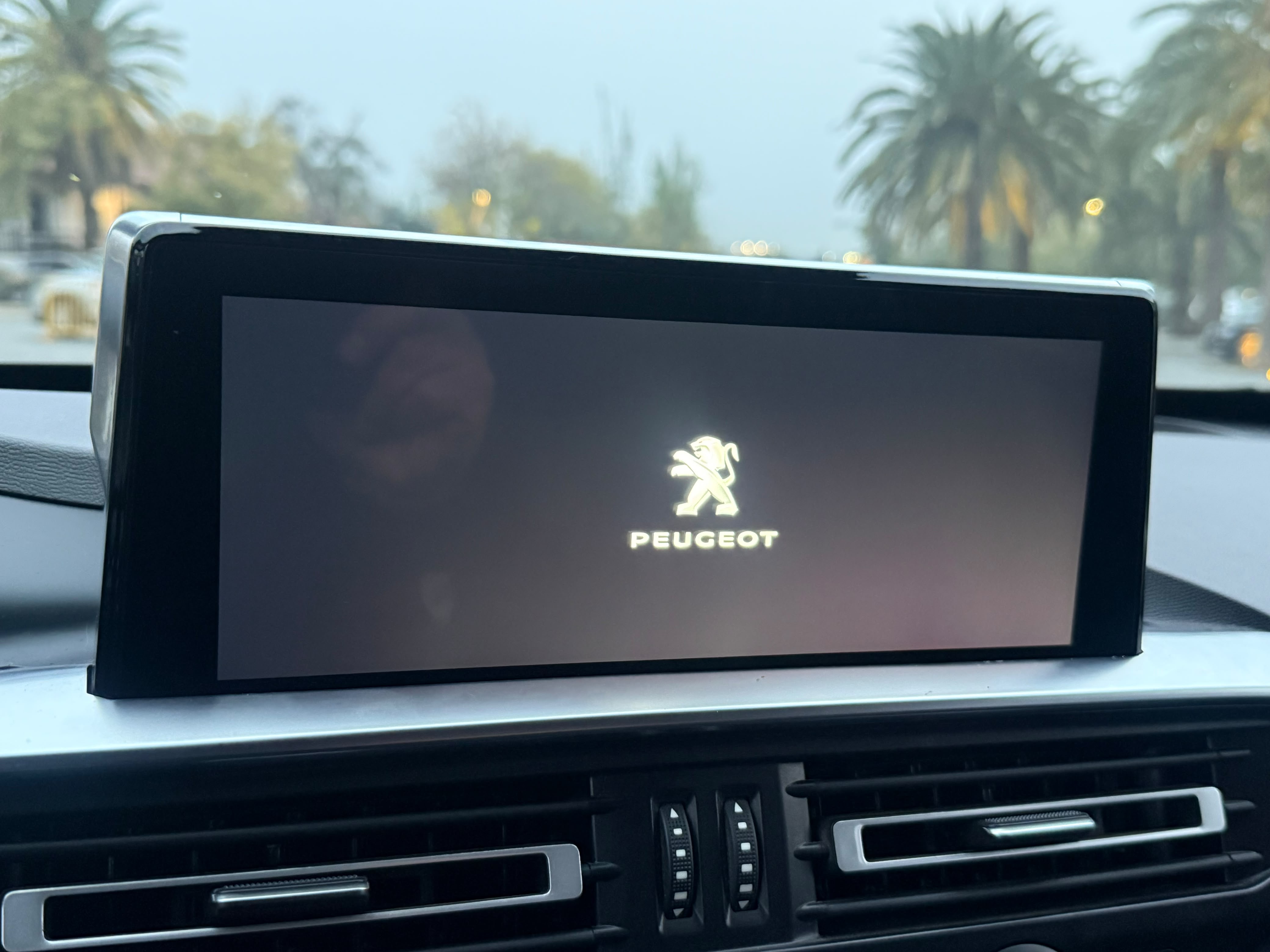 Peugeot Landtrek Hdi — foto 13 de 20