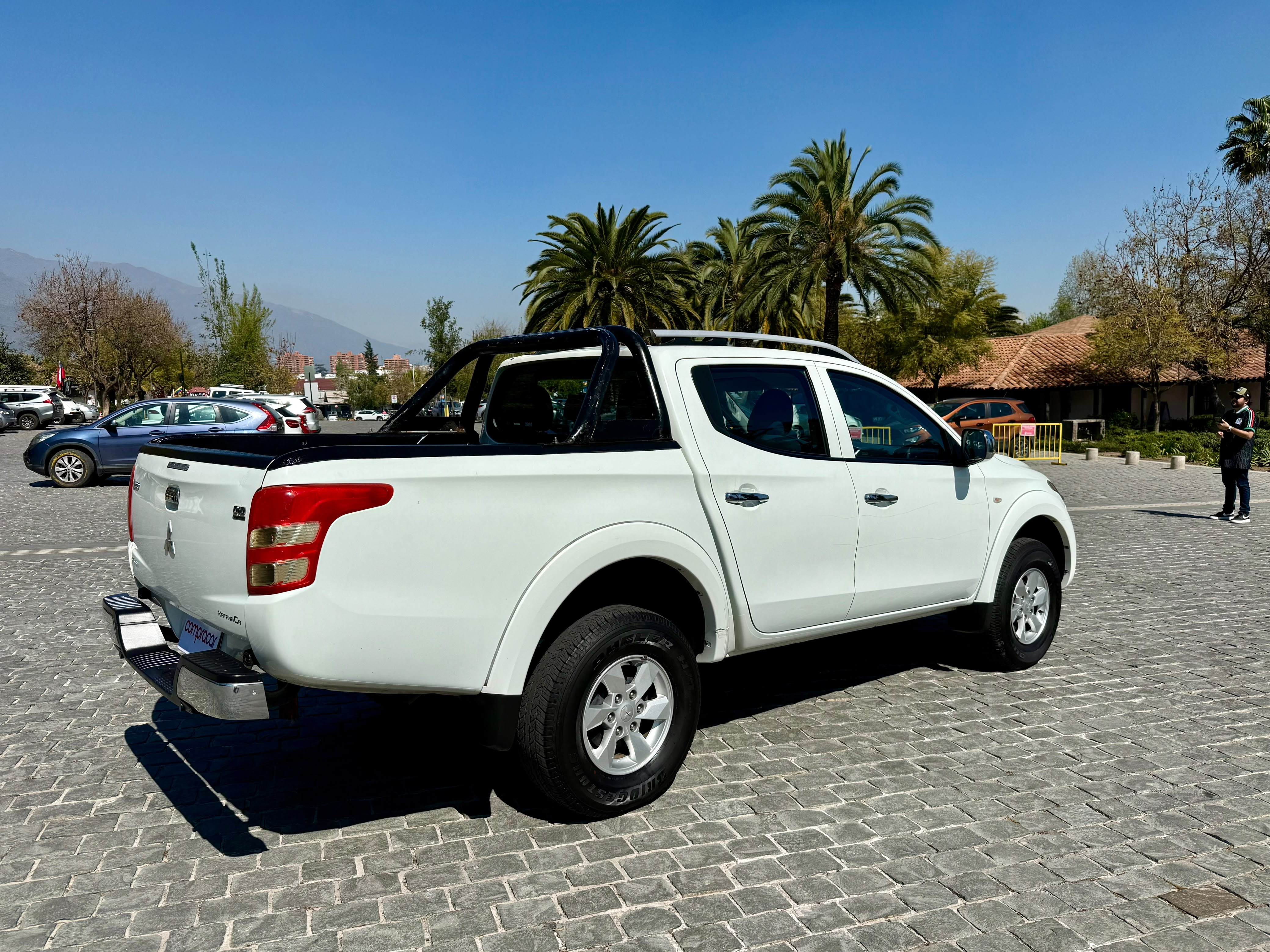Mitsubishi L200 — foto 3 de 15